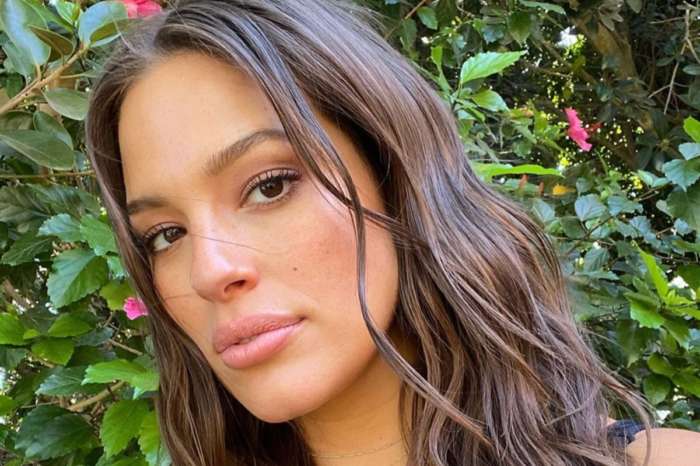 Ashley Graham Is Glowing At CFDA Awards As Baby Is Expected By New Year's