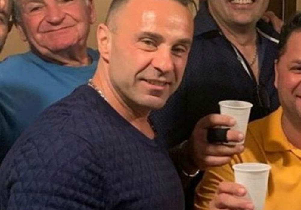RHONJ - Joe Giudice Joins Instagram And Shares Pics Of His New Life In Italy