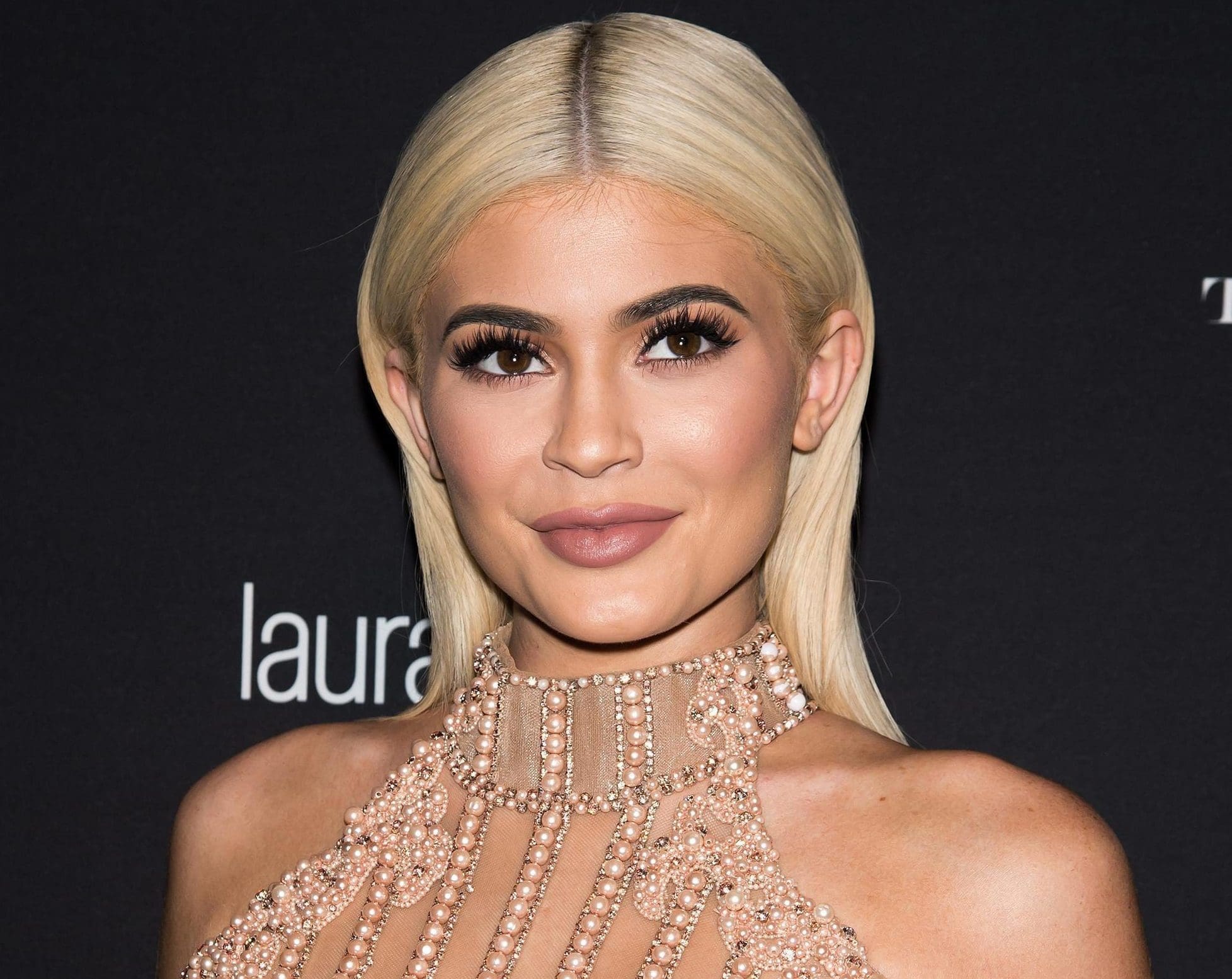 Kylie Jenner Sold The Majority Ownership Of Her Cosmetic Company - People Are Convinced She Is Working On Something New
