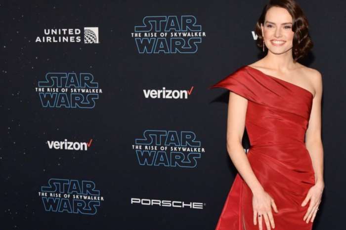 Daisy Ridley Wore Oscar De La Renta To Star Wars: The Rise Of Skywalker Hollywood Premiere