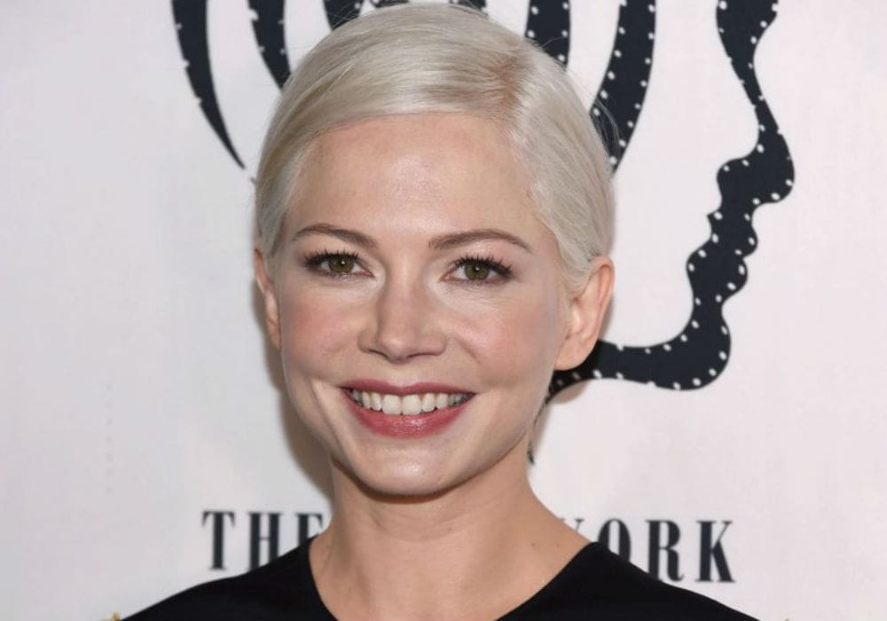 ”michelle-williams-is-engaged-and-expecting-a-baby-with-her-fosse-verdon-director-thomas-kail”