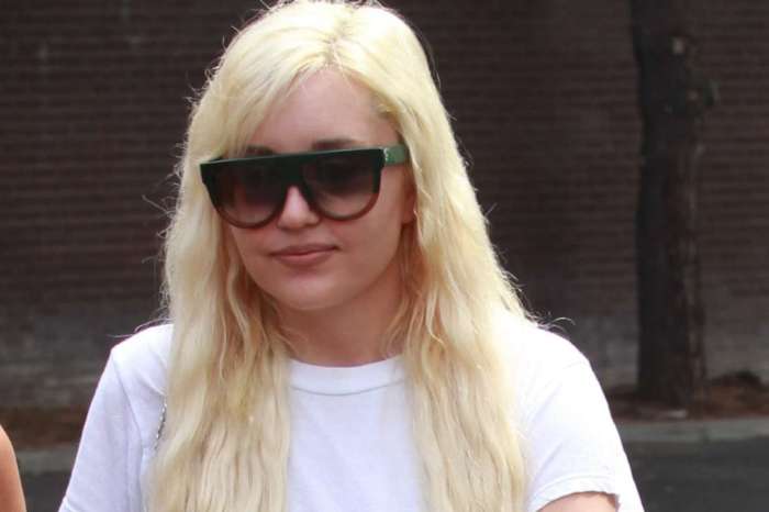 Amanda Bynes Looking For A Place To Stay After Checking Out of Inpatient Facility By Herself, Insider Says