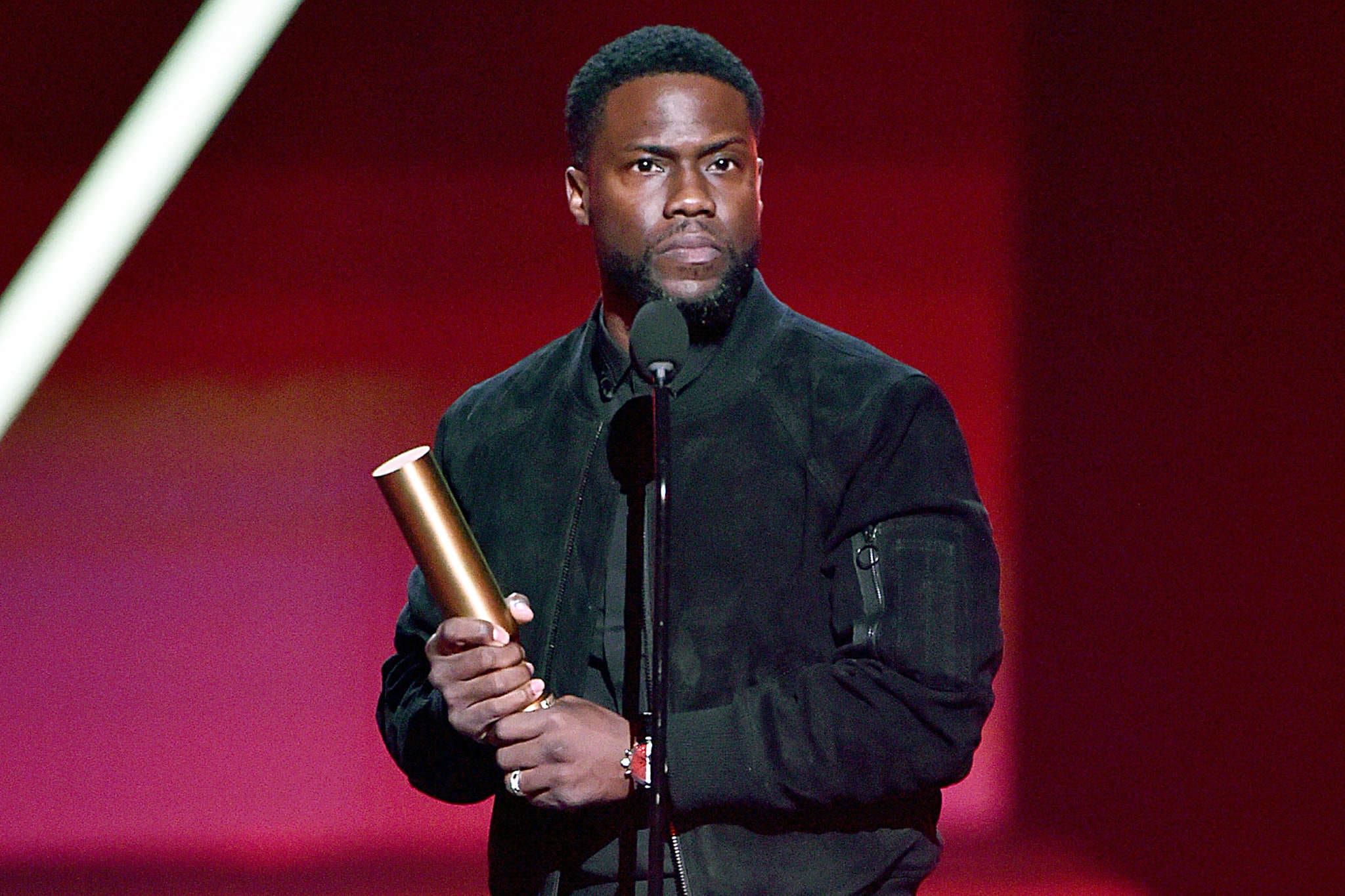 Kevin Hart Remembered His Mother In A New Netflix Documentary