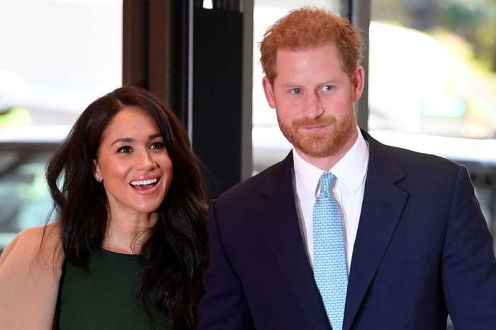 Prince Harry And Meghan Markle Post The Cutest Christmas Card Featuring Baby Archie!
