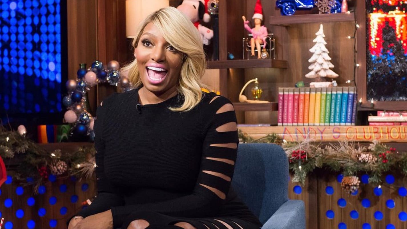 NeNe Leakes Finally Shares Lots Of Pics From The Christmas Eve Party At The Casa Leakes - Lamar Odom And His Lady Were Also Present