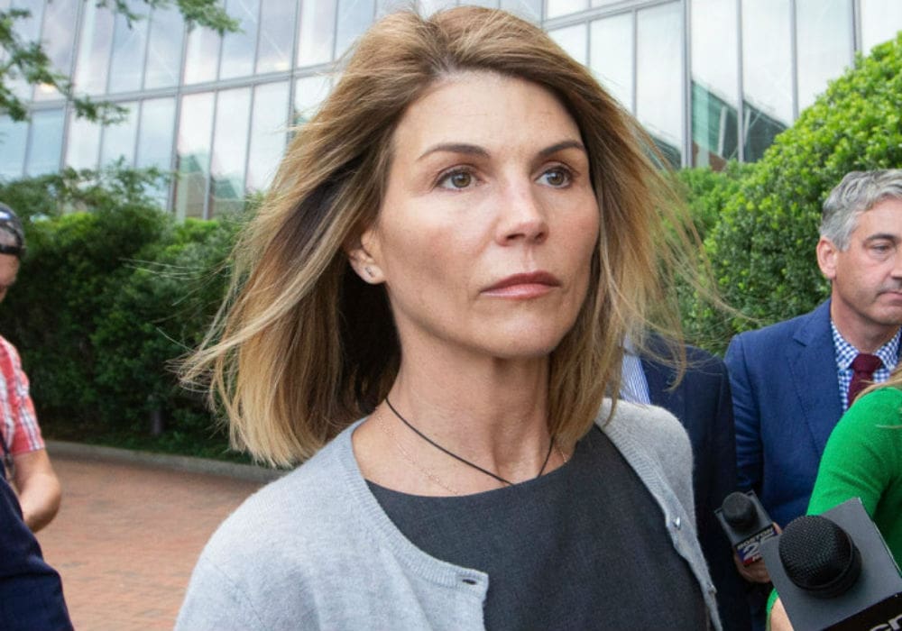 Lori Loughlin Hires Prison Expert To Help Her Prepare For Life Behind Bars Just In Case She's Found Guilty