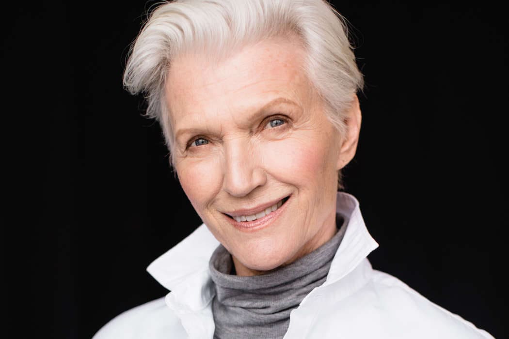 Maye Musk Claims She Was In An Abusive Relationship With Errol Musk ...