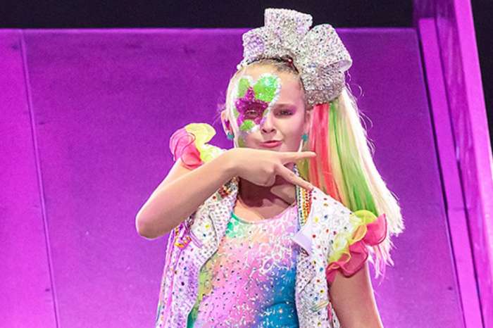JoJo Siwa And Elliott Brown Spark Dating Rumors And Fans Think They're The Cutest Together!