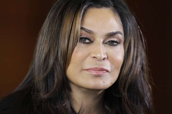 Beyonce's Mother, Tina Knowles, Is Insulted By Critics For This Video, And She Claps Back