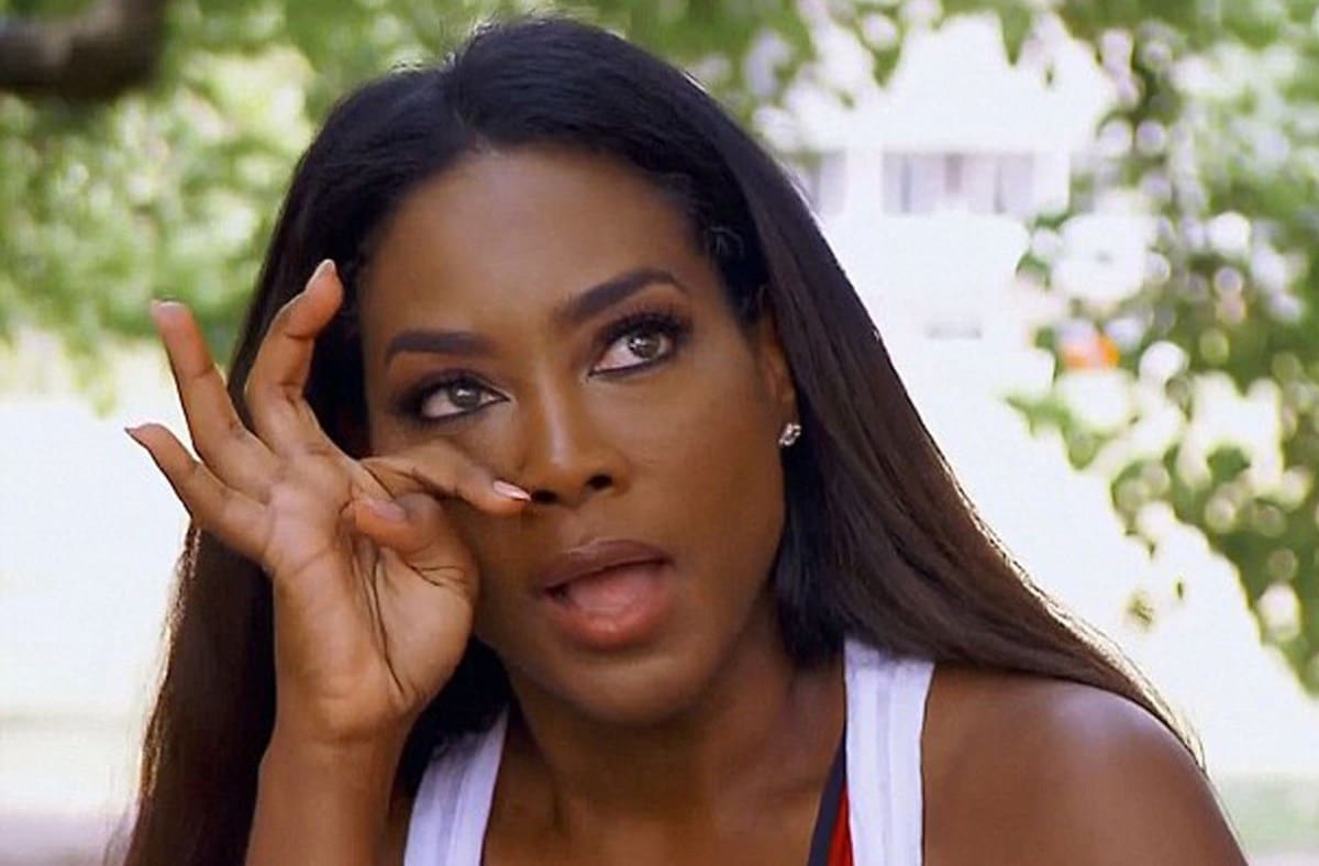 Kenya Moore Shocks Fans By Advertising Marc Daly's Business: 'Honey, You Truly Love This Man!'