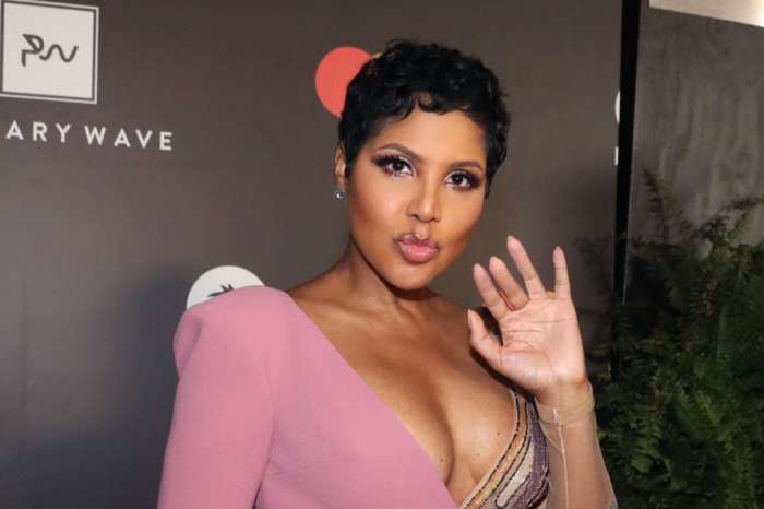 Toni Braxton Is Playing With A Louis Vuitton Face Mask And Some Fans Criticize Her