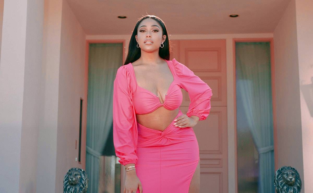Jordyn Woods Is Putting Her Best Asset On Full Display While Having A Good Time With Horses - See The Pics And Videos