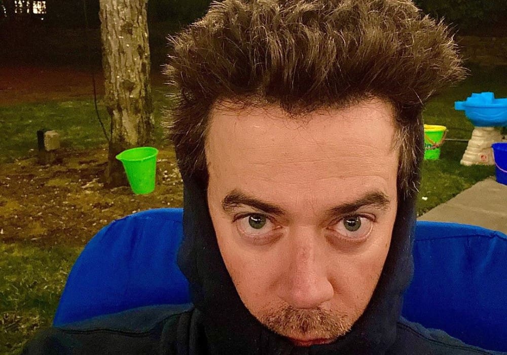 Carson Daly Shaves His Head On Live TV Because His Hair Got Too 'Wild' During Self-Quarantine