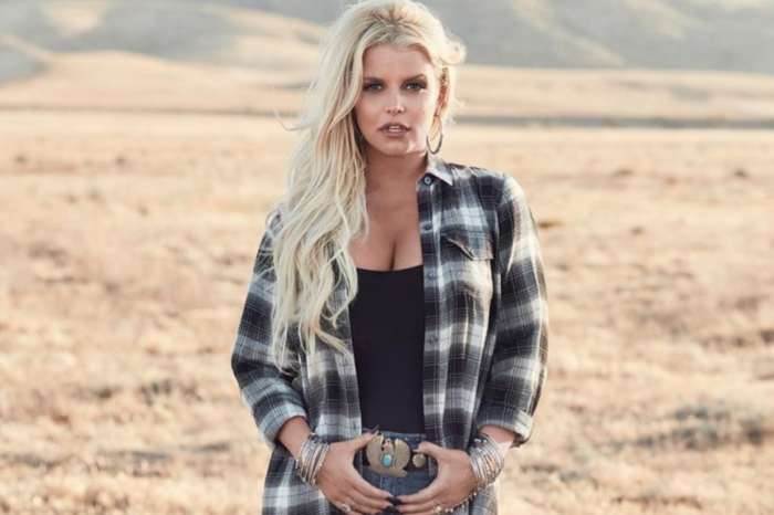 Jessica Simpson Has Her Curves On Full Display In New Bathing Suit Photo