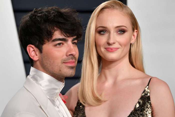 Sophie Turner Applies Makeup On Her Husband Joe Jonas While In Quarantine And The Result Is Pretty Impressive - Check Out The Pics!