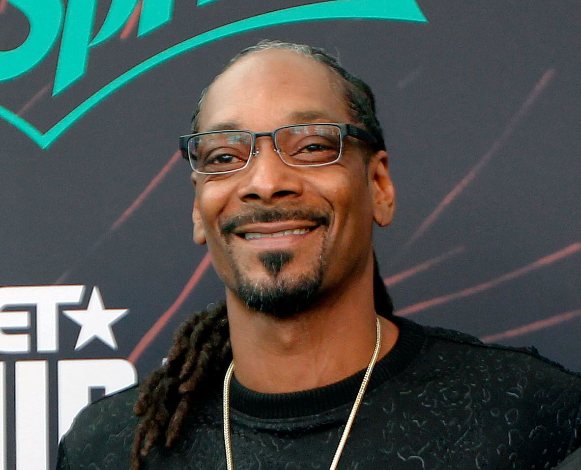 Snoop Dogg Gets Bashed By Women After He Suggests Ditching The Wigs And Growing Natural Hair - See This Video