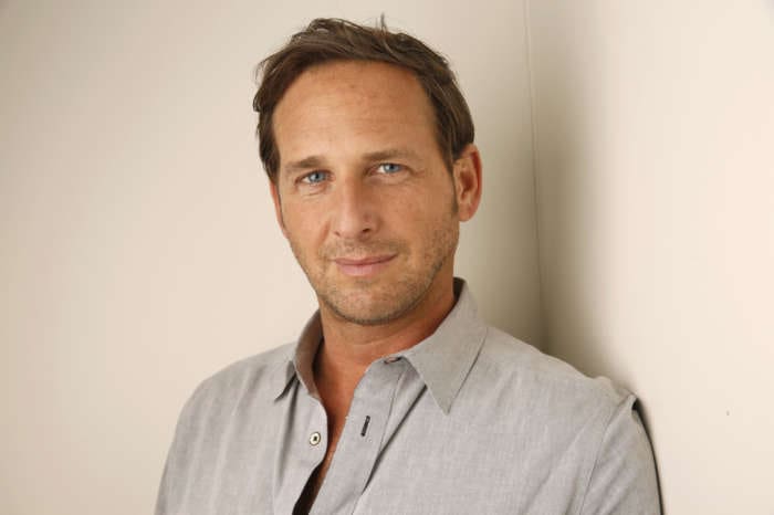 Josh Lucas' Ex-Wife Says He Cheated On Her On Twitter