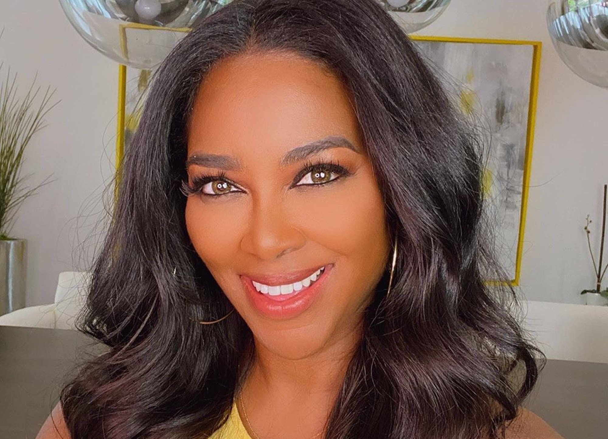 Kenya Moore's Latest Photo And Message Has Her Fans Saying That If Marc Daly Doesn't Get His Act Together, He's A 'Loser'