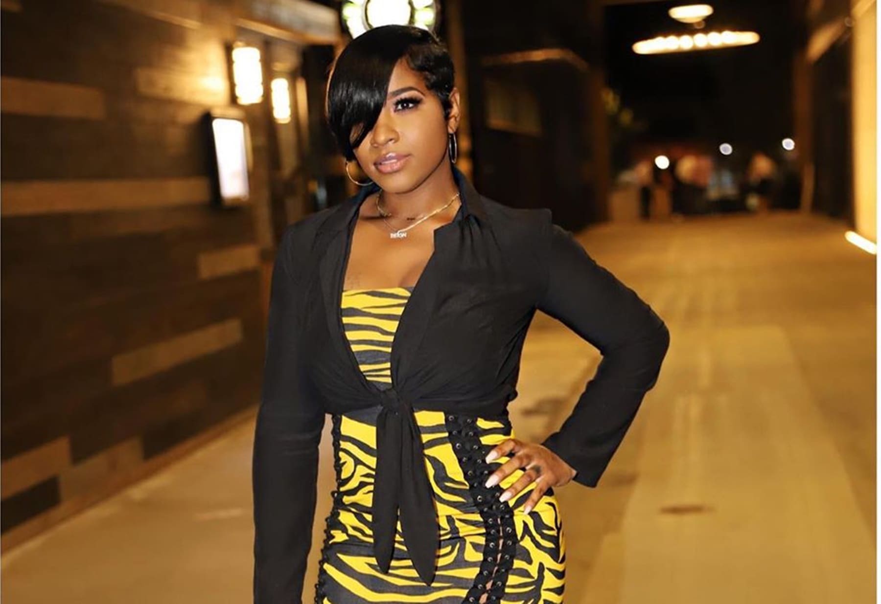 Toya Johnson Shows Off A New Look While Flaunting Her Gorgeous Patio