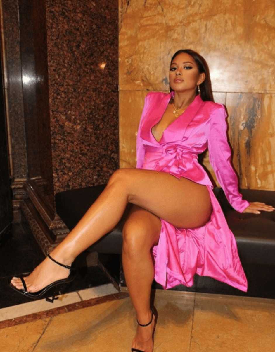 Ammika Harris Is Effortlessly Stunning In These Lingerie Photos - Chris Brown's Baby Mama Is Teasing Him And Showing Off Her Toned Body In Various Positions!