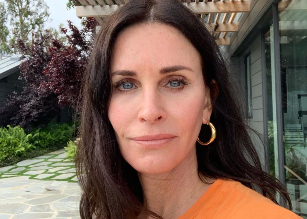 Courteney Cox Shows Off Her Incredible Beach Body As She Celebrates Her 