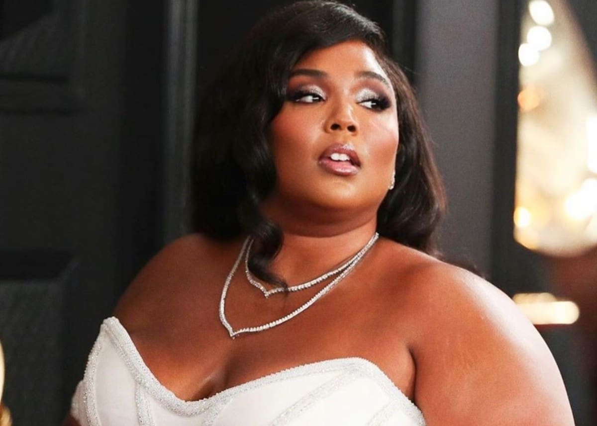 Lizzo's Most Memorable Red Carpet Looks | Celebrity Insider