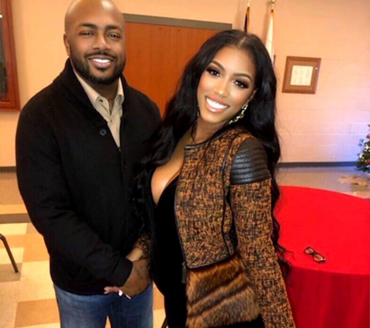 Porsha Williams' Video Featuring Dennis McKinley And Their Daughter PJ has Fans Saying That The Baby Girl Is Twinning With Her Dad