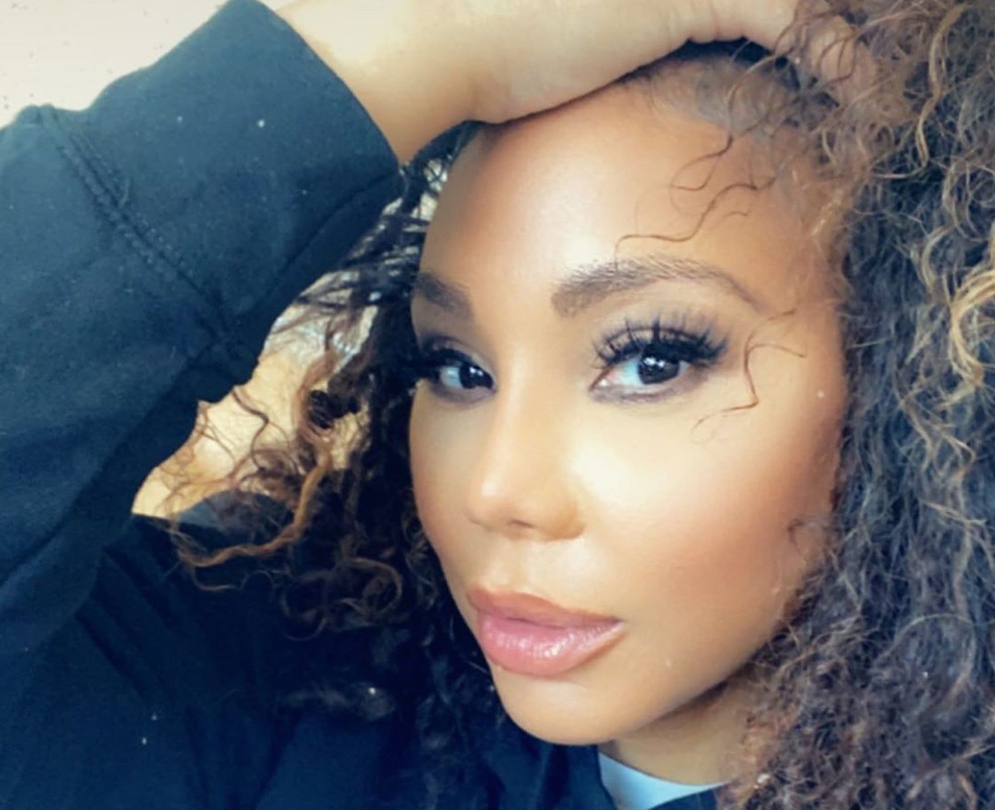 Tamar Braxton Looks Drop-Dead Gorgeous In This Video - See Her Sensual Moves