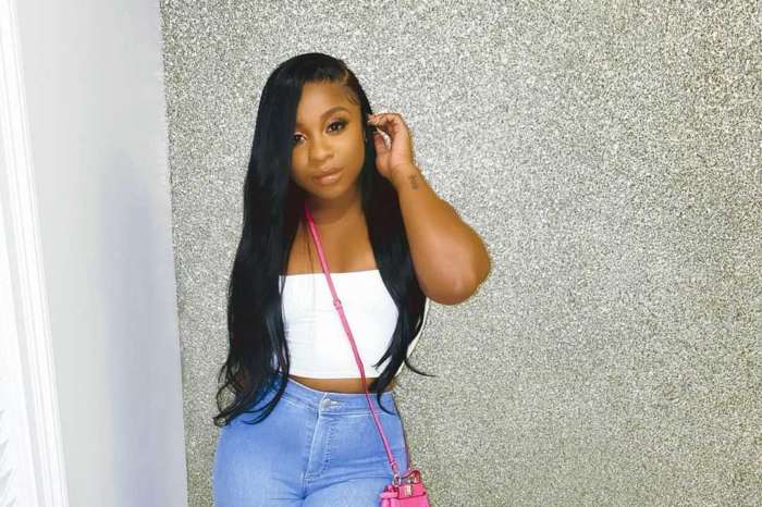 Reginae Carter Flaunts A New Hairdo - Check Out Her Blue Bob In This Video