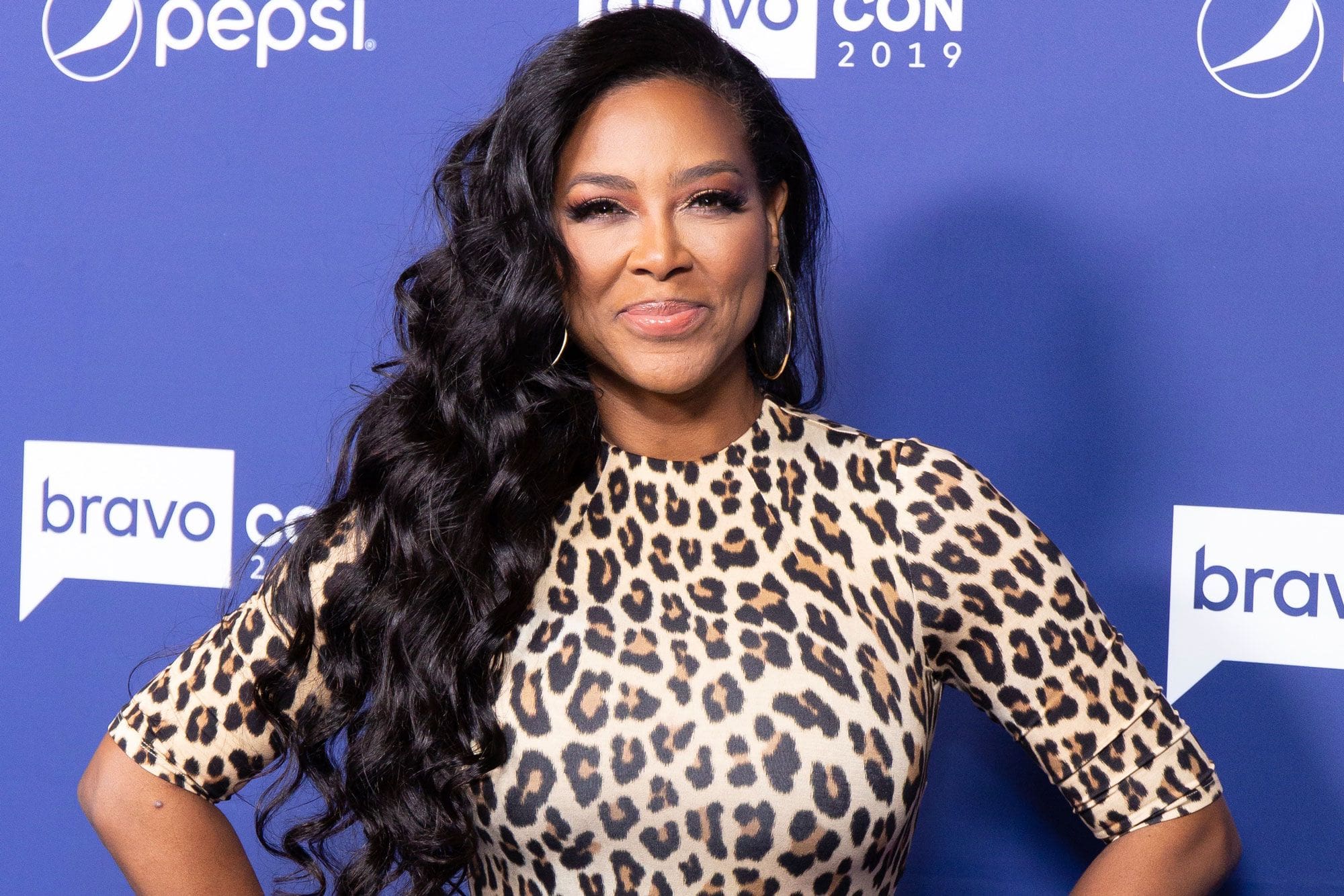 Kenya Moore Shows Off Her Natural Crown And People Are Here For This Amazing Look