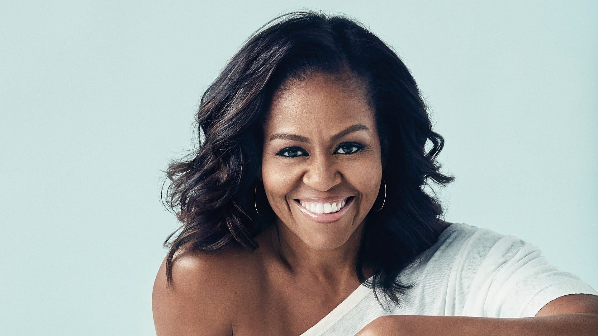 Michelle Obama's Fans Cry For Her Help After She Opens Up About Dealing With Depression