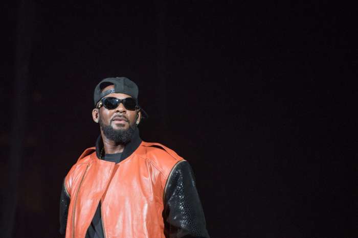 R. Kelly's Manager Slapped With Federal Charges For Allegedly Threatening A Movie Theater Owner Who Screened Surviving R. Kelly
