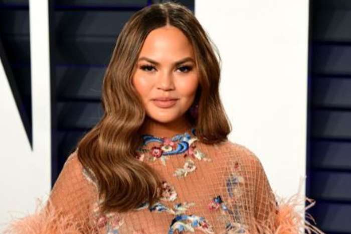 Chrissy Teigen Suffers Miscarriage After Many Pregnancy Complications - Check Out The Heartbreaking Message And Pictures