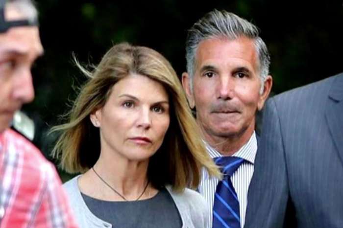 Lori Loughlin’s Friends And ‘Fuller House’ Co-Stars Reportedly Concerned About Her As She Gets Ready For Jail Sentence - Here's Why!