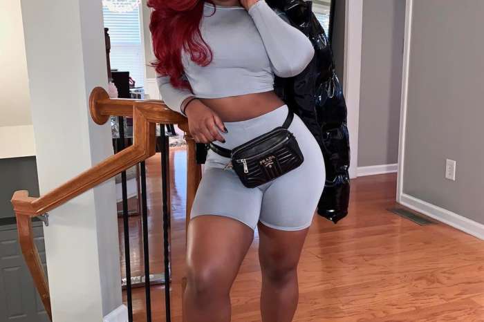 Reginae Carter Impresses Fans By Posing In White Lacy Lingerie - See Her Bomb Look Here!