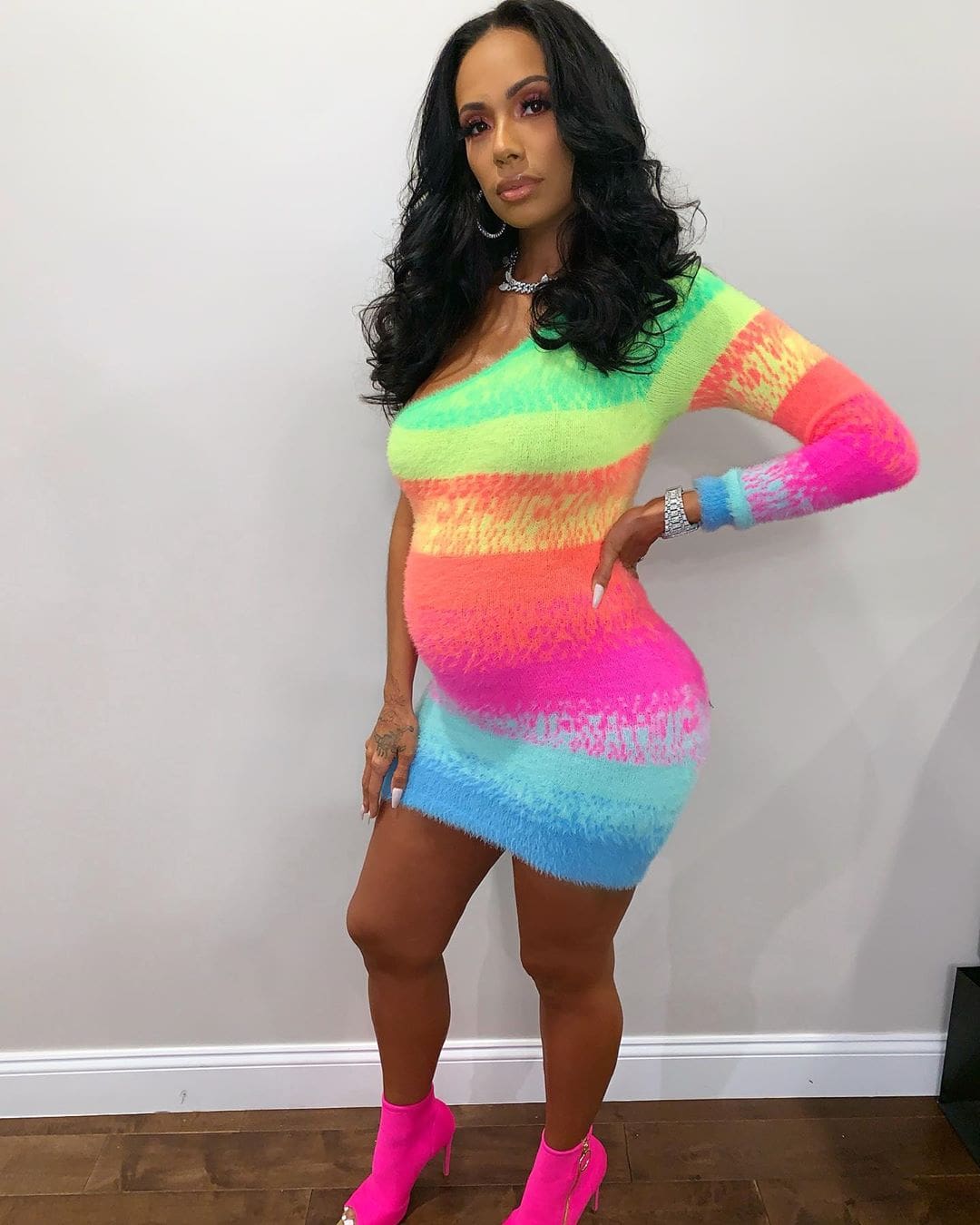 Safaree's Latest Video Featuring Erica Mena Sparks New Pregnancy Rumours For The Birthday Lady - Check Out The Couple Dancing On The Beach!