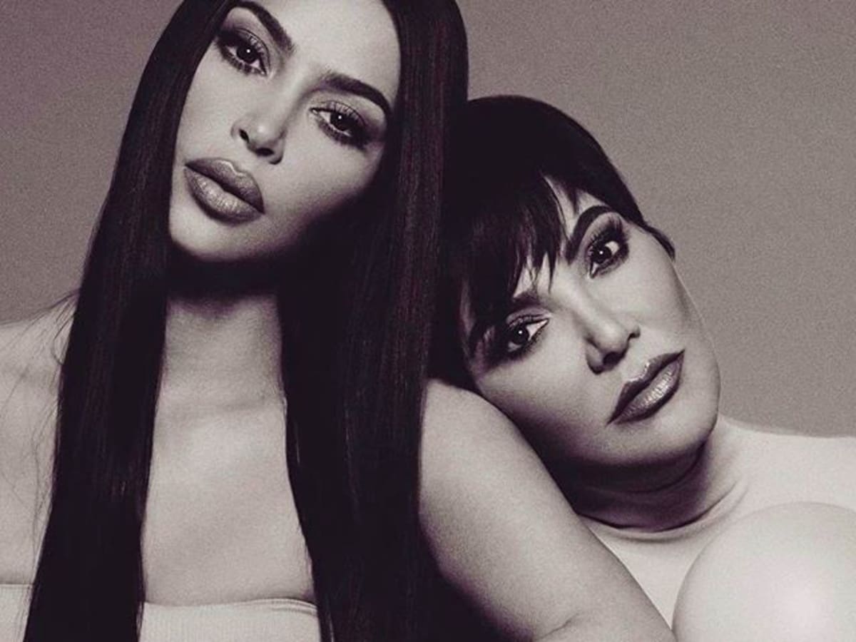 ”kim-kardashian-twins-with-mom-kris-jenner-on-her-65th-birthday”