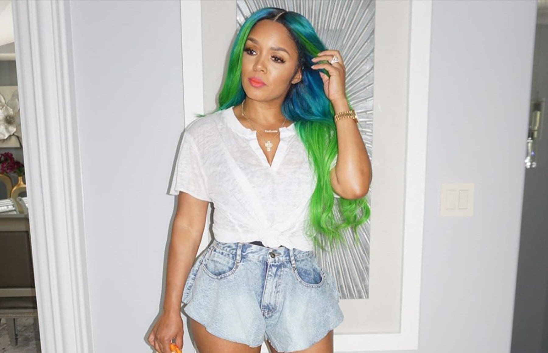 Rasheeda Frost Shows Fans What She's Doing When Boredom Sets In - See Her Video