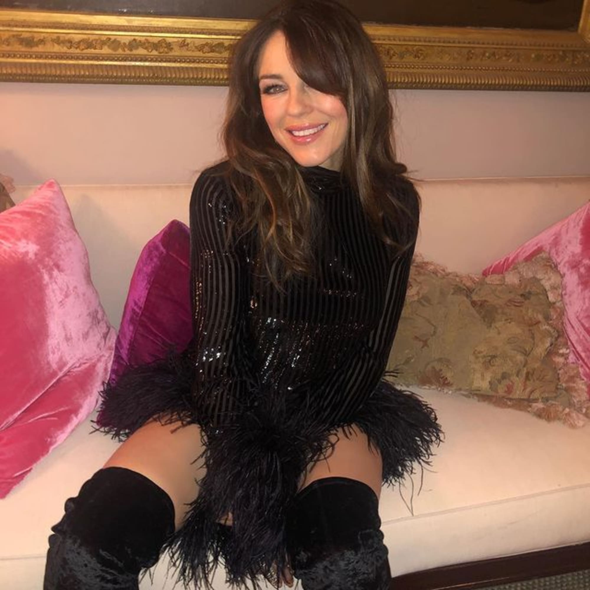 Elizabeth Hurley Dons A Modern Show In Thigh High Boots And Mini Costume News Ha Online