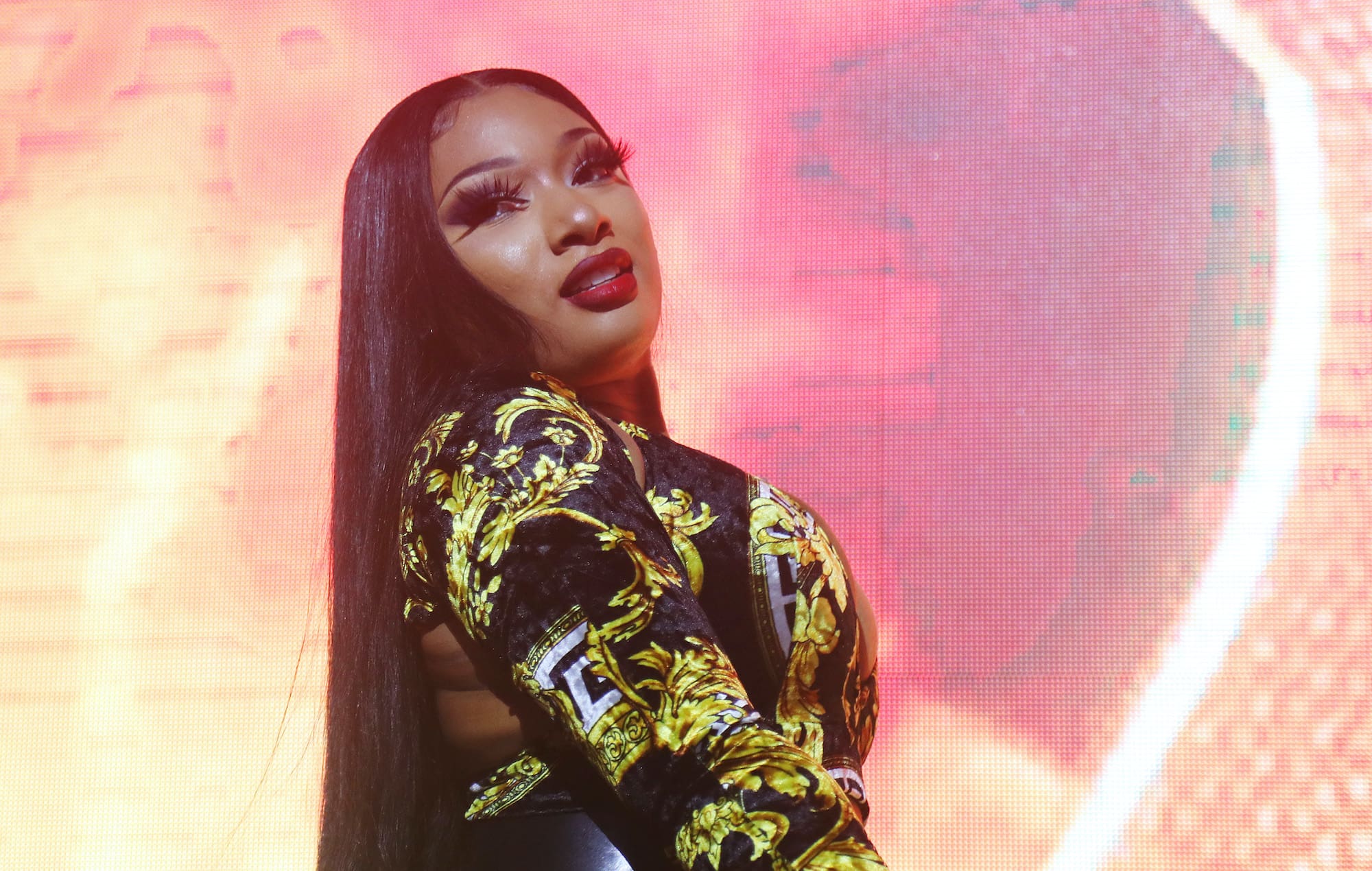 Megan Thee Stallion Flaunts Her Natural Beauty And Impresses Fans With A Grand Gesture