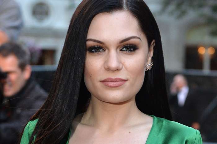 Jessie J Opens Up About Being Hospitalized On Christmas Eve After Suddenly Going Deaf!