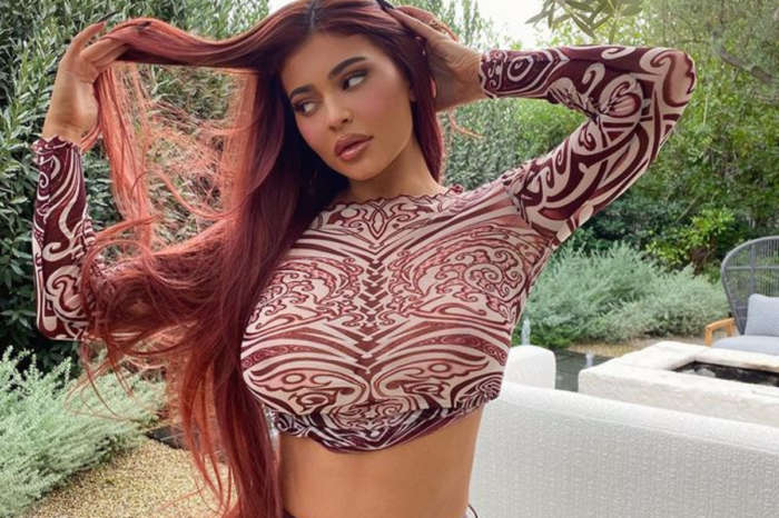 Kylie Jenner Shows Off Her Real Hair And It's Red!