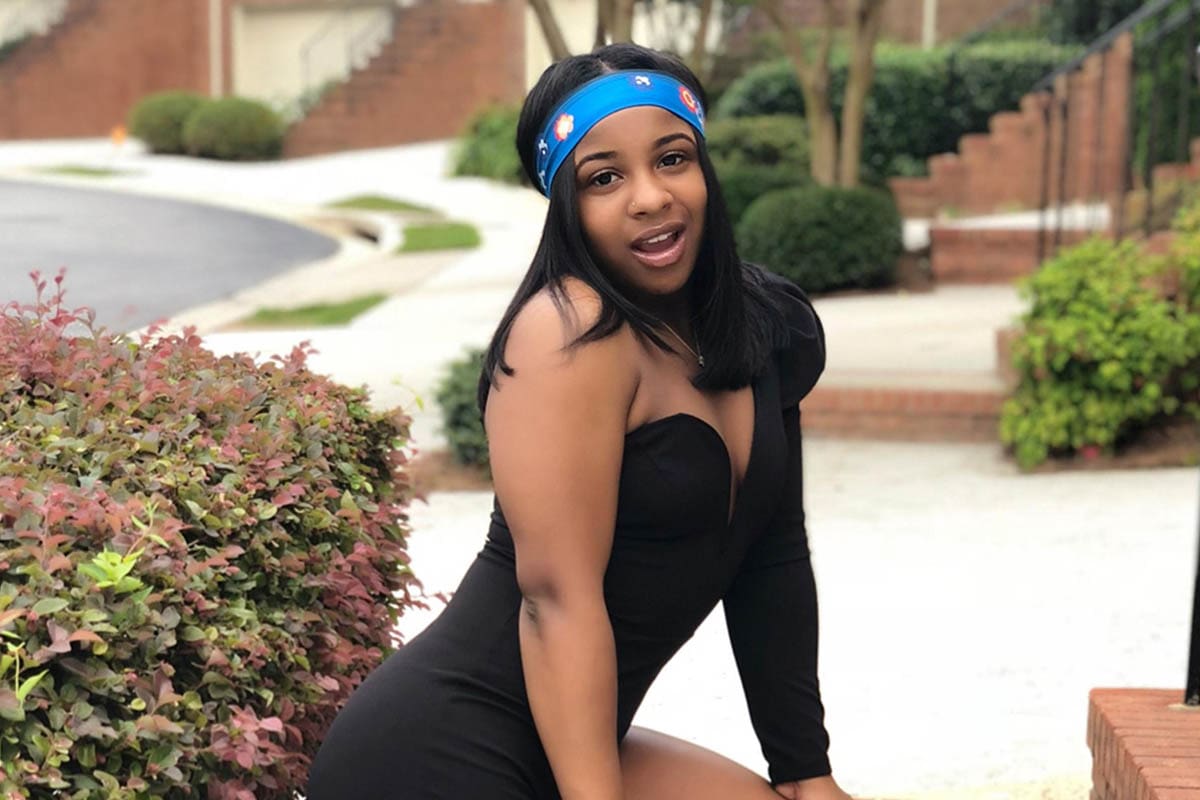Reginae Carter Looks Gorgeous In Red - Check Out Her Recent Photo