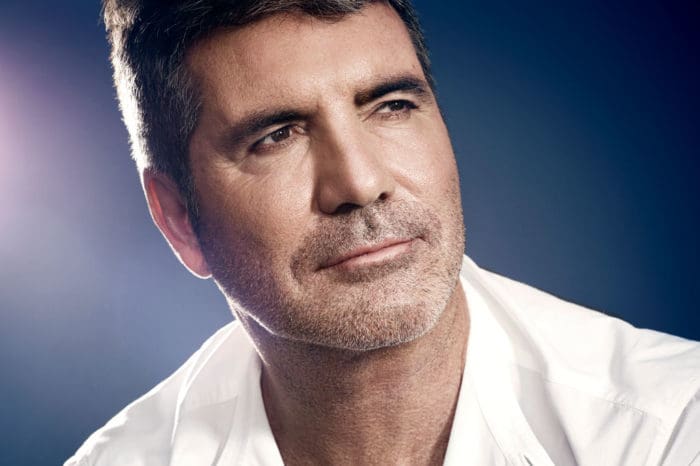 Simon Cowell Puts An End To 2020 With A Large Scar On His Back Following E-Bike Injury