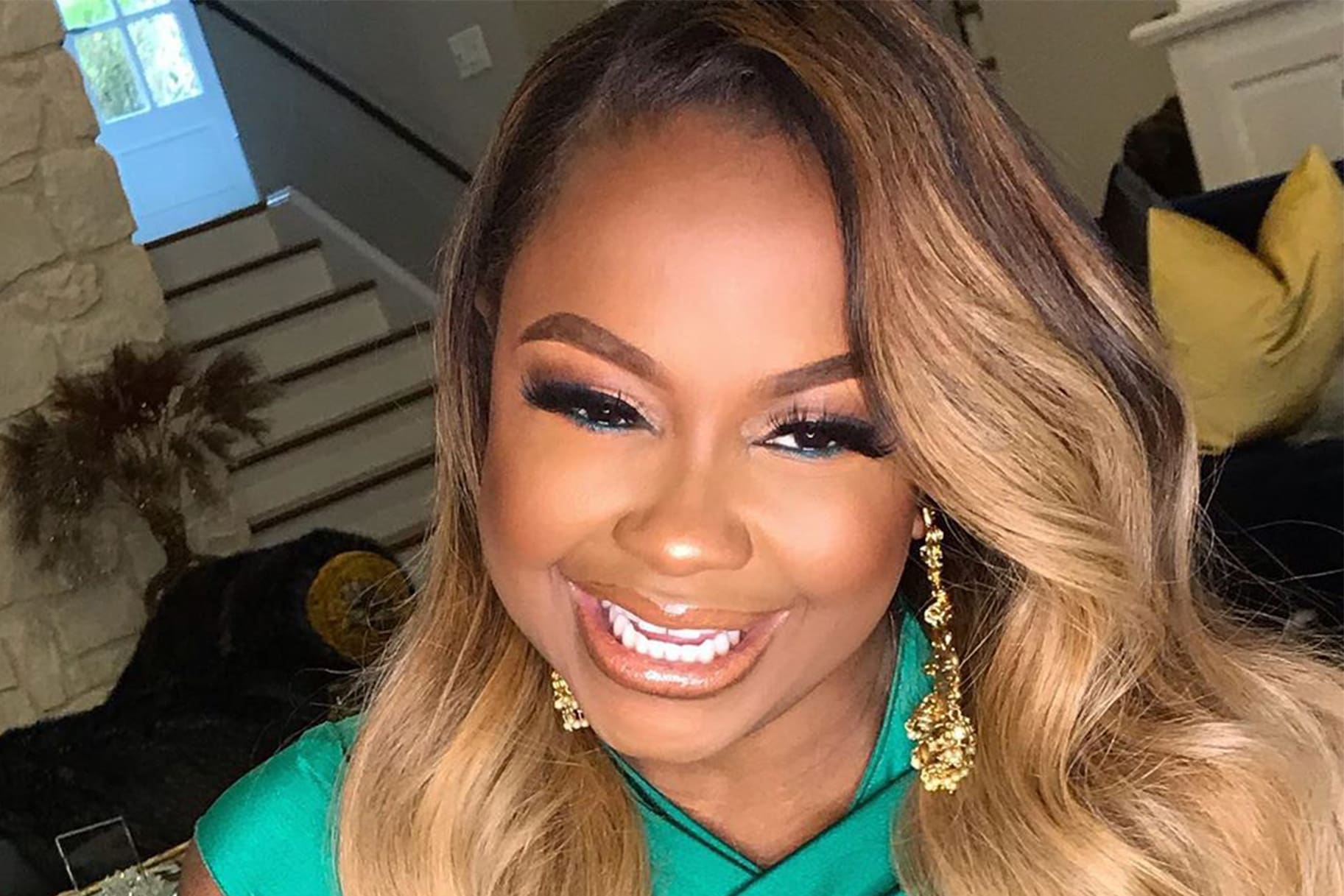 Phaedra Parks Looks Gorgeous For NYE - See Her All-Black Outfit