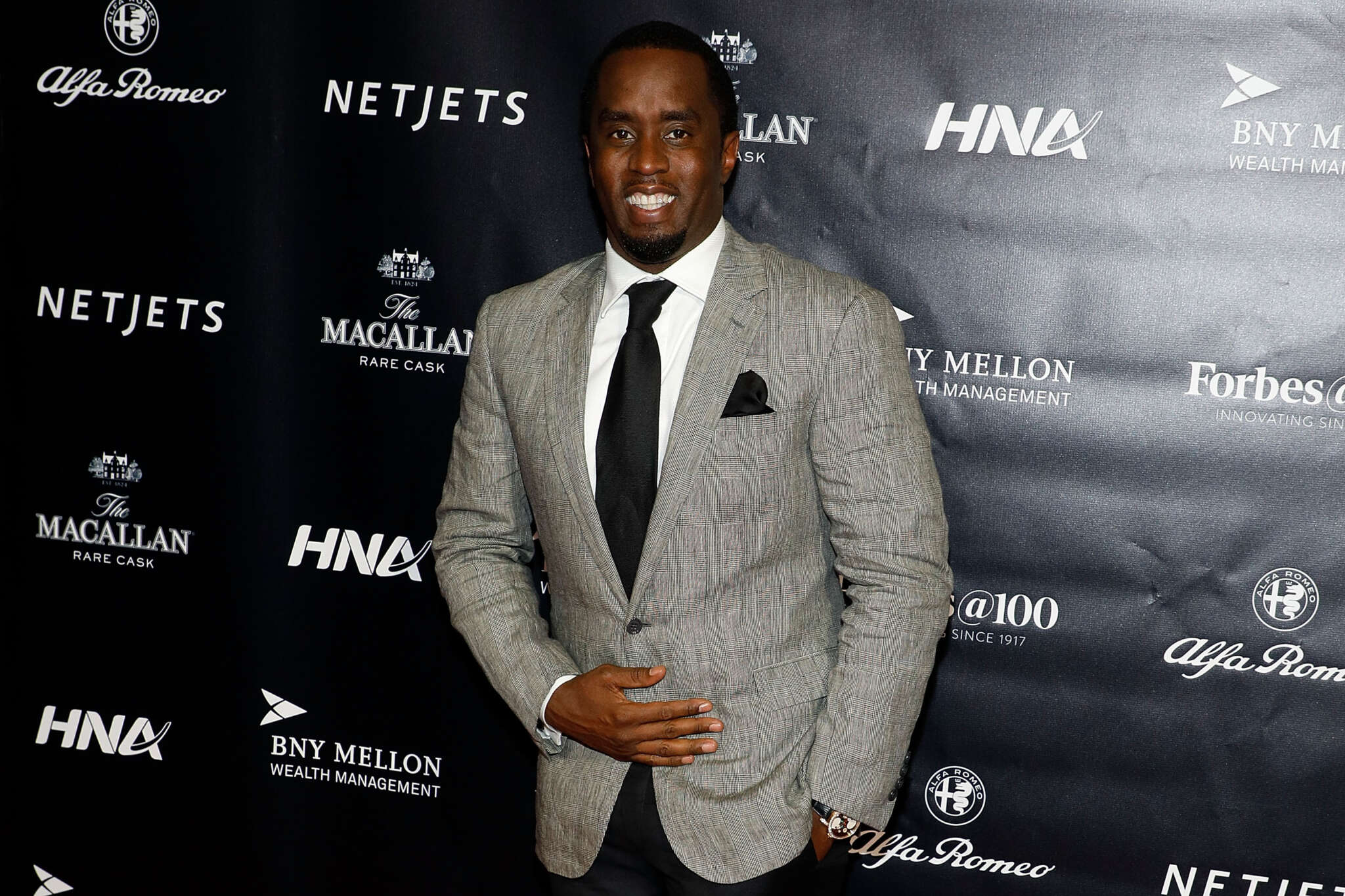 Diddy's Fans Say He's Killing It In This Recent Photo - Check It Out Here