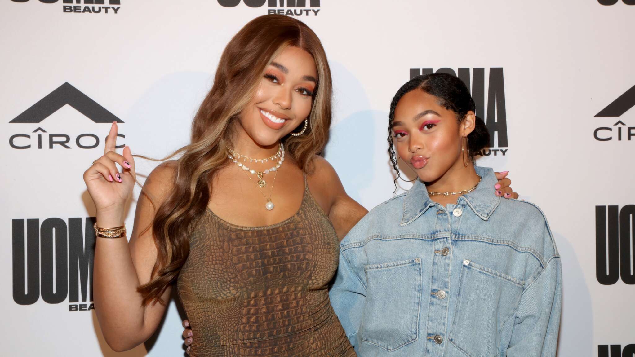 Jordyn Woods Poses With Her Sister, Jodie Woods And They Are Twinning!
