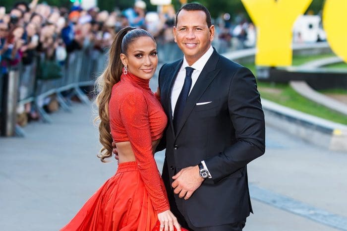 Alex Rodriguez Reportedly ‘Begging’ Jennifer Lopez To Work On Their Relationship Amid Split Reports!