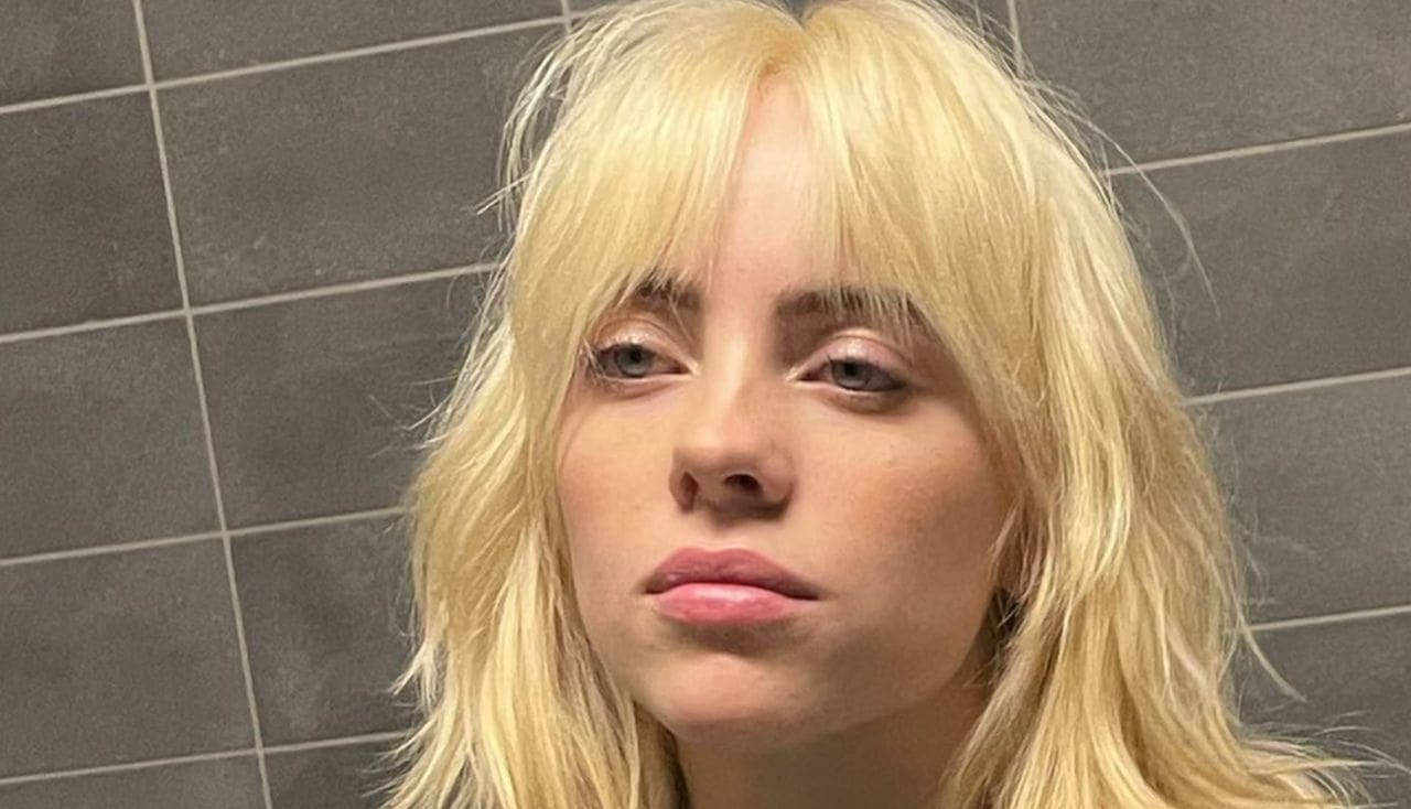 Billie Eilish’s Blonde Hair Was A Secret Project In The Making ...