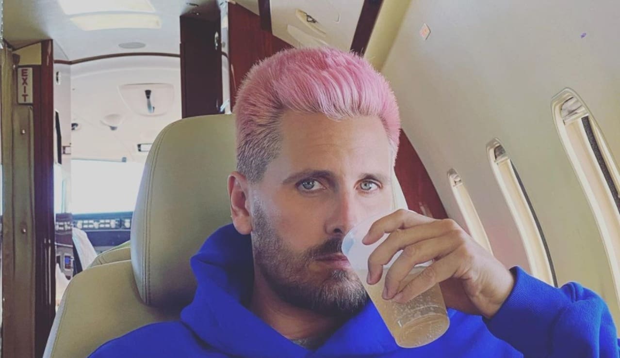 is-scott-disick-getting-the-boot-now-that-kourtney-kardashian-and-travis-barker-are-in-love